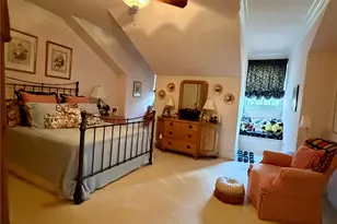 1 Pine Briar Cir, Houston, TX 77056 - Photo 7