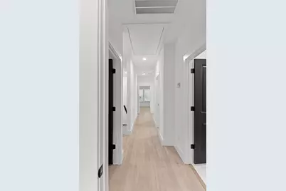 8136 Chateau Street, Houston, TX 77028 - Photo 25