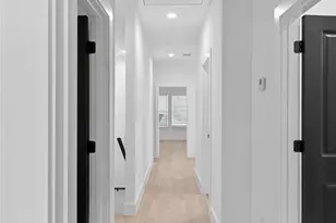 8136 Chateau St, Houston, TX 77028 - Photo 25