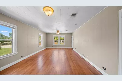 1802 Marjorie Street, Brenham, TX 77833 - Photo 5