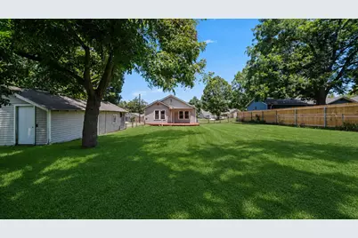 1802 Marjorie Street, Brenham, TX 77833 - Photo 15