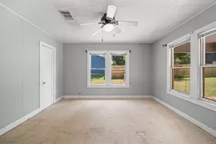 1802 Marjorie St, Brenham, TX 77833 - Photo 13