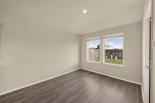 21422 Chester Cliff Ln Ln, Katy, TX 77449 - Photo 11