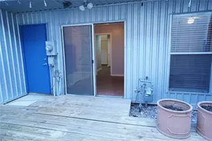 2716 Chenevert St, Houston, TX 77004 - Photo 23