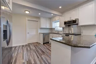 7306 Avenue J, Houston, TX 77011 - Photo 13