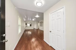 819 Sun Prairie Dr Dr, Houston, TX 77090 - Photo 3