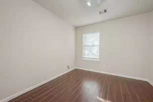 7814 Crestbrook Manor Ln, Cypress, TX 77433 - Photo 11