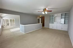 1103 Gloria Ct, Sugar Land, TX 77478 - Photo 11