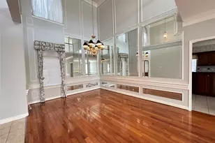 1103 Gloria Ct, Sugar Land, TX 77478 - Photo 5