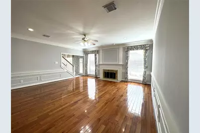 1103 Gloria Court, Sugar Land, TX 77478 - Photo 7