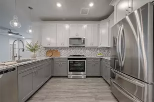 6804 Westview Dr, Houston, TX 77055 - Photo 17