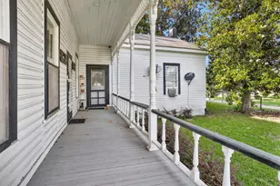 207 W Elder St, Colmesneil, TX 75938 - Photo 21