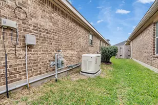 15718 Coz Ct, Houston, TX 77049 - Photo 7