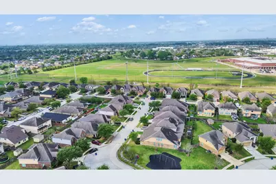 15718 Coz Court, Houston, TX 77049 - Photo 35