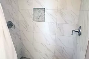 4821 Hummingbird St, Houston, TX 77035 - Photo 37