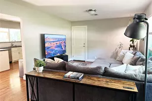 4821 Hummingbird St, Houston, TX 77035 - Photo 17