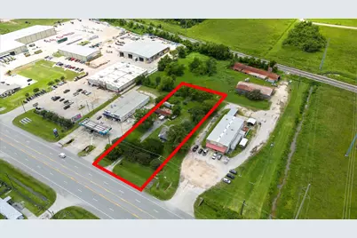 700 Highway 146, Dayton, TX 77535 - Photo 9