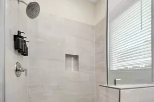 5935 Beall St, Houston, TX 77091 - Photo 33