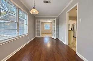 2604 S Houston Dr, La Marque, TX 77568 - Photo 5