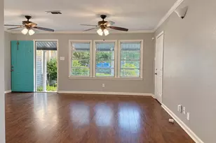 2604 S Houston Dr, La Marque, TX 77568 - Photo 17
