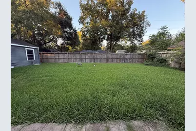 2604 S Houston Drive, La Marque, TX 77568 - Photo 19