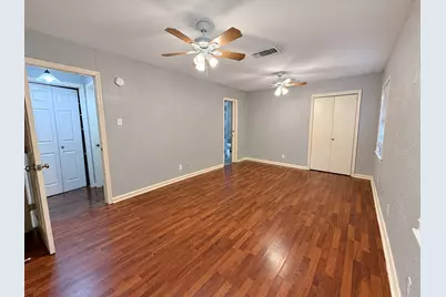 2604 S Houston Drive, La Marque, TX 77568 - Photo 11