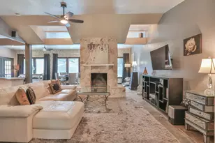 502 Wildwood Dr, Seabrook, TX 77586 - Photo 11