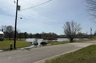 21649 County Rd 3747, Splendora, TX 77372 - Photo 3