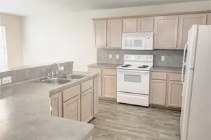 5530 Violet Path Ln, Houston, TX 77085 - Photo 7