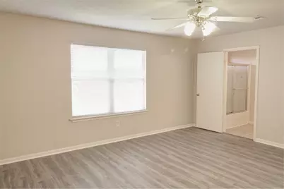 5530 Violet Path Lane, Houston, TX 77085 - Photo 9