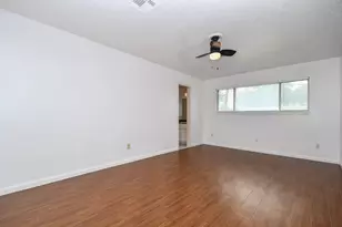 7714 Eichler Dr, Houston, TX 77036 - Photo 17