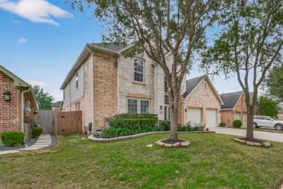 4423 Parkwater Cove Court SE, Sugar Land, TX 77479 - Photo 3