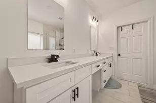 4423 Parkwater Cove Ct SE, Sugar Land, TX 77479 - Photo 37