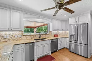 3205 E Cedar Bayou Lynchburg Rd, Baytown, TX 77521 - Photo 15