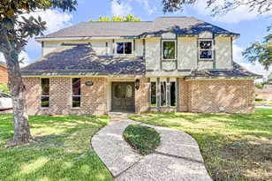 15202 La Paloma Dr, Houston, TX 77083 - Photo 3