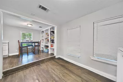 1606 W 8th Street, Freeport, TX 77541 - Photo 11