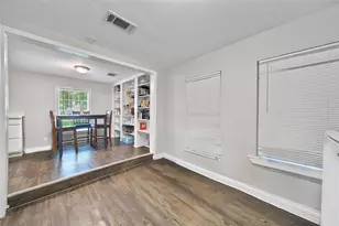 1606 W 8th St, Freeport, TX 77541 - Photo 11