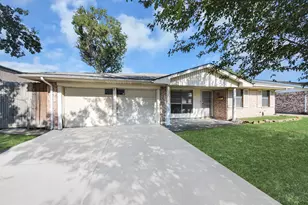 5710 Saxon Dr, Houston, TX 77092 - Photo 5