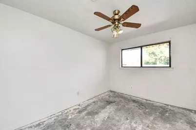 5710 Saxon Drive, Houston, TX 77092 - Photo 15