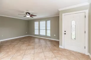 970 Charleston Cir, Bridge City, TX 77611 - Photo 3