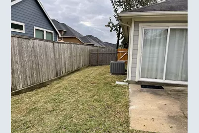 1603 Nichole Woods Drive, Houston, TX 77047 - Photo 29