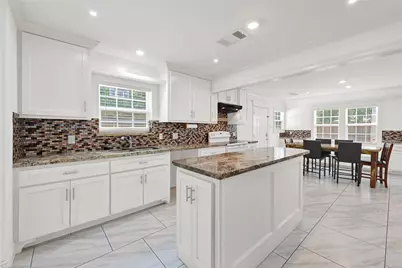 10773 Royal Pines Drive, Conroe, TX 77303 - Photo 9