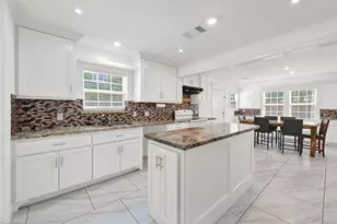 10773 Royal Pines Dr, Conroe, TX 77303 - Photo 9