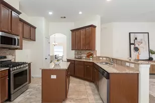 17831 Bella Ava Dr, Tomball, TX 77377 - Photo 5