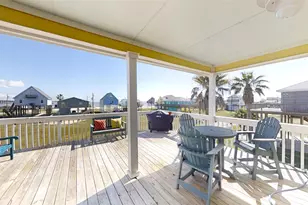 13227 Jolly Roger Dr, Freeport, TX 77541 - Photo 9