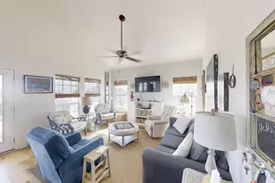 13227 Jolly Roger Dr, Freeport, TX 77541 - Photo 9