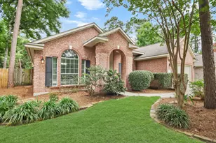 3 S Misty Canyon Pl, The Woodlands, TX 77385 - Photo 3