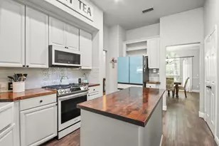 3 S Misty Canyon Pl, The Woodlands, TX 77385 - Photo 13