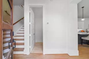 812 E 24th St, Houston, TX 77009 - Photo 3