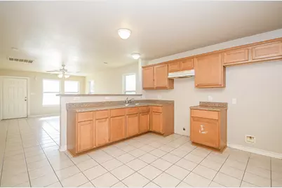 894 N Victory Drive, Houston, TX 77088 - Photo 11